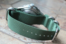 Load image into Gallery viewer, Russian Mechanical Automatic Wrist Watch VOSTOK Komandirsky K-35 350645

