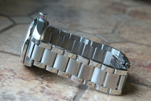 Load image into Gallery viewer, Vostok Komandirsky 030789B Russian Automatic Military Wrist Watch Day Night
