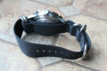Load image into Gallery viewer, Russian Mechanical Automatic Wrist Watch VOSTOK Komandirsky K-35 350752
