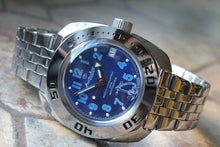 Load image into Gallery viewer, Russian Mechanical Automatic Wrist Watch VOSTOK AMPHIBIAN DIVER 710382
