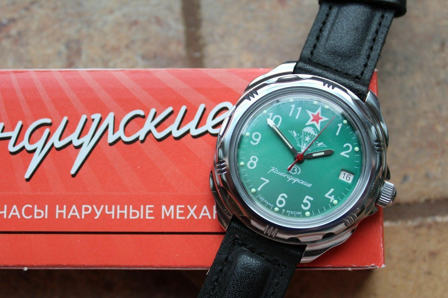 Vostok Komandirsky Russian Military Wrist Watch # 211307 NEW