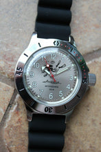 Load image into Gallery viewer, Russian Mechanical Automatic Wrist Watch VOSTOK AMPHIBIAN DIVER 120658
