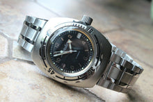 Load image into Gallery viewer, Russian Mechanical Automatic Wrist Watch VOSTOK AMPHIBIAN DIVER Custom 090366
