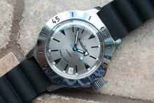 Load image into Gallery viewer, Russian Mechanical Automatic Wrist Watch VOSTOK AMPHIBIAN DIVER 120849
