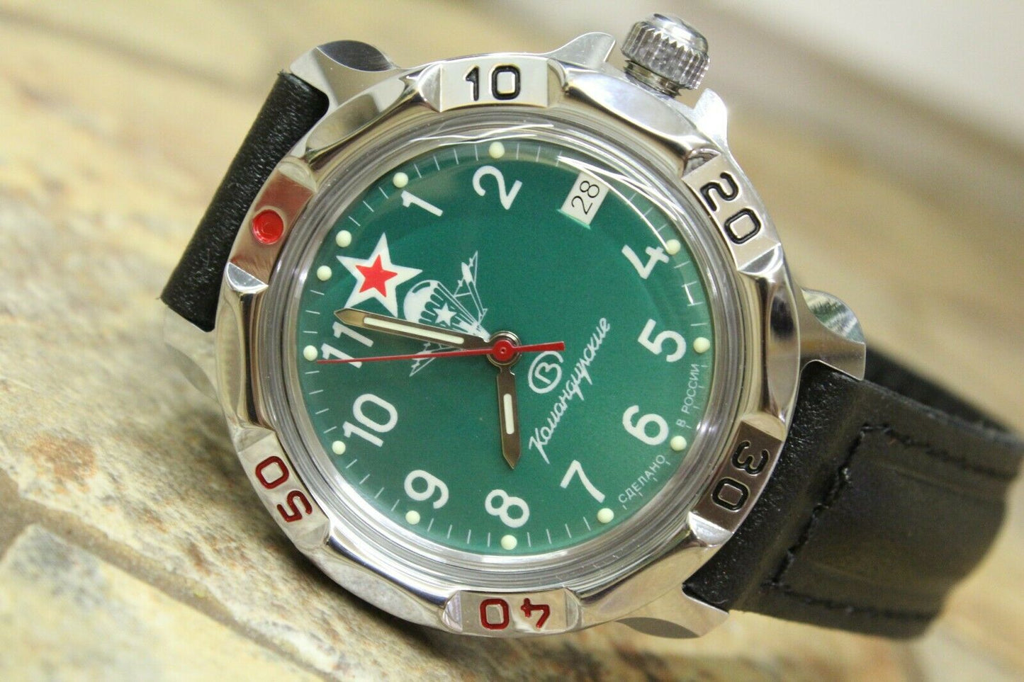 Vostok Komandirskie Mechanical Military Russian wrist watch Airborne 811307