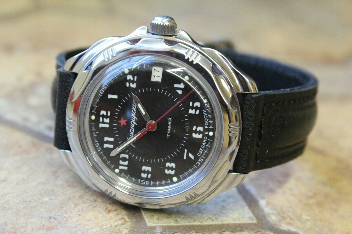 Vostok Komandirsky 211186 Classic Russian Mechanical Military Wrist Watch