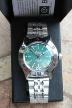Load image into Gallery viewer, Russian Mechanical Automatic Wrist Watch VOSTOK AMPHIBIAN DIVER 100821
