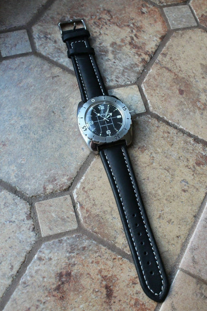 Vostok Amphibian Diver Russian wrist watch Leather Band 150375-L1