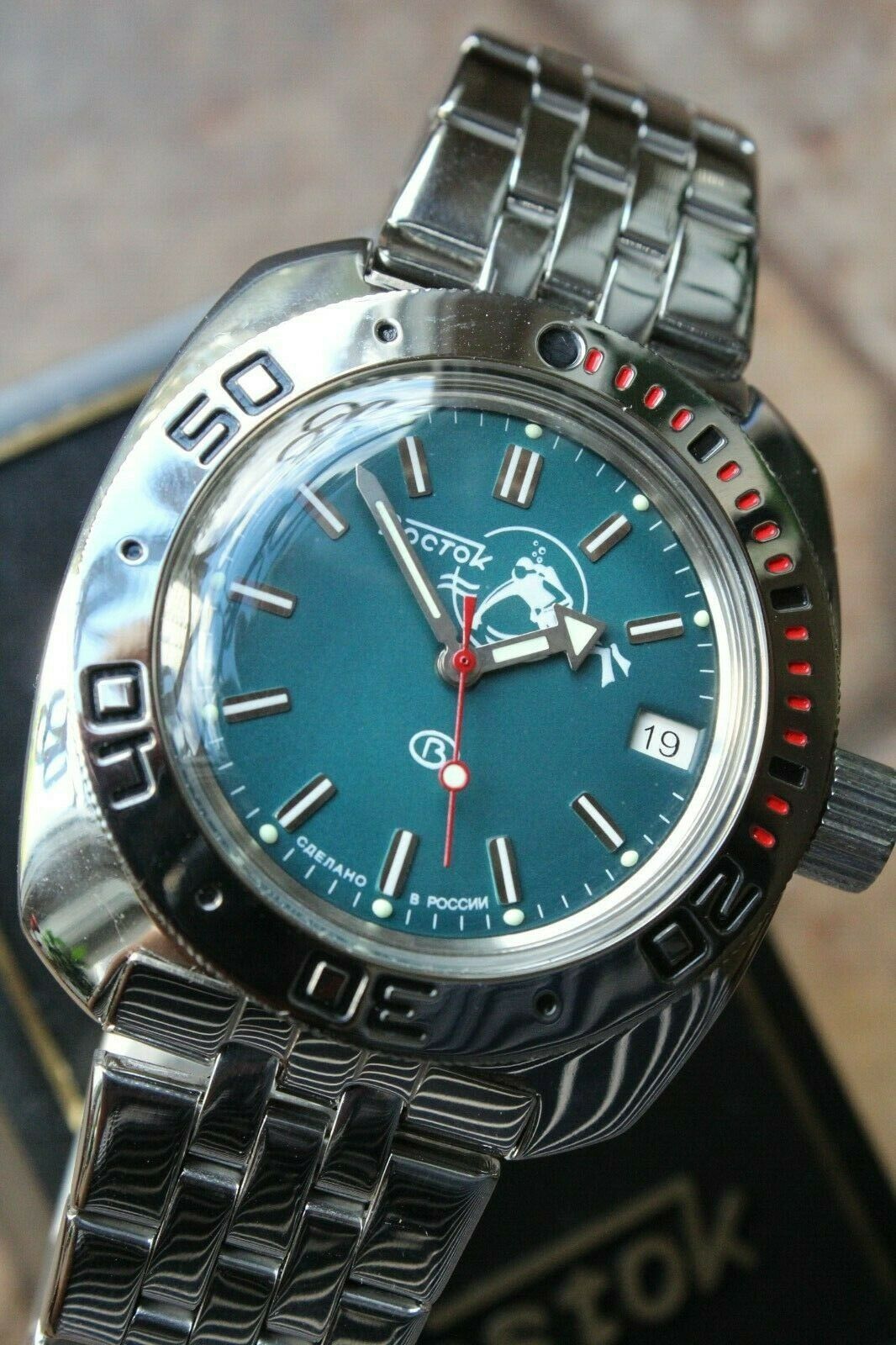 Russian Mechanical Automatic Wrist Watch Vostok Amphibian Diver Scuba 710059
