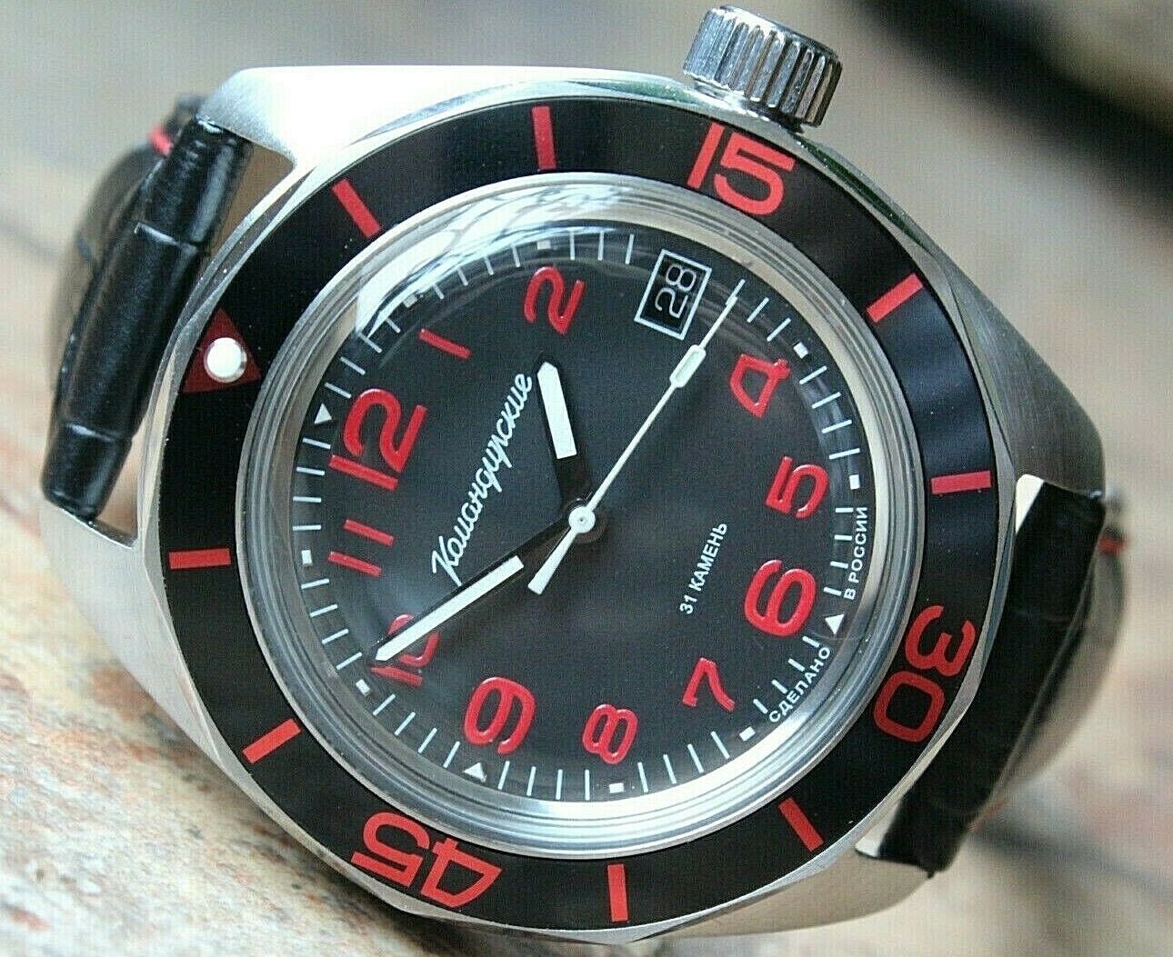Vostok Komandirsky 030786 Russian Mechanical Automatic Military Wrist Watch Red