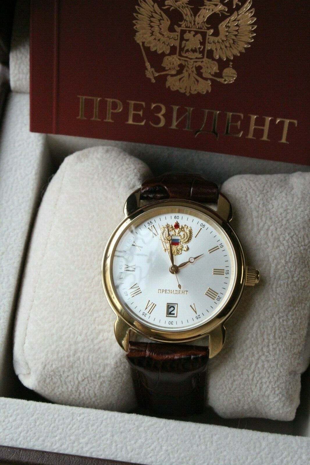 Russian President 4076682 Quartz Men's Wrist Watch Poljot