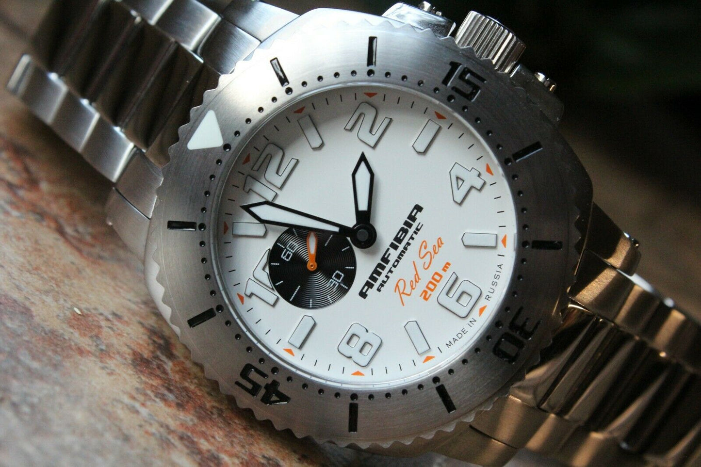 Vostok Amphibian Red Sea Russian Mechanical Automatic wrist watch 040684