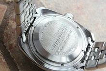 Load image into Gallery viewer, Russian Mechanical Automatic Wrist Watch VOSTOK AMPHIBIAN DIVER 710432
