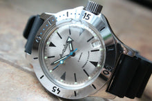 Load image into Gallery viewer, Russian Mechanical Automatic Wrist Watch VOSTOK AMPHIBIAN DIVER 120849
