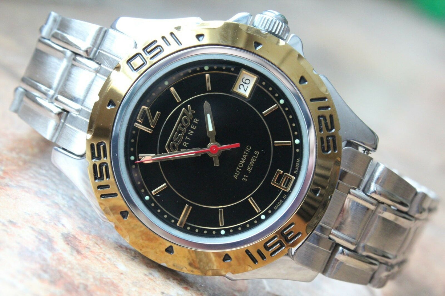Russian Mechanical Automatic Wrist Watch Vostok Partner 301175