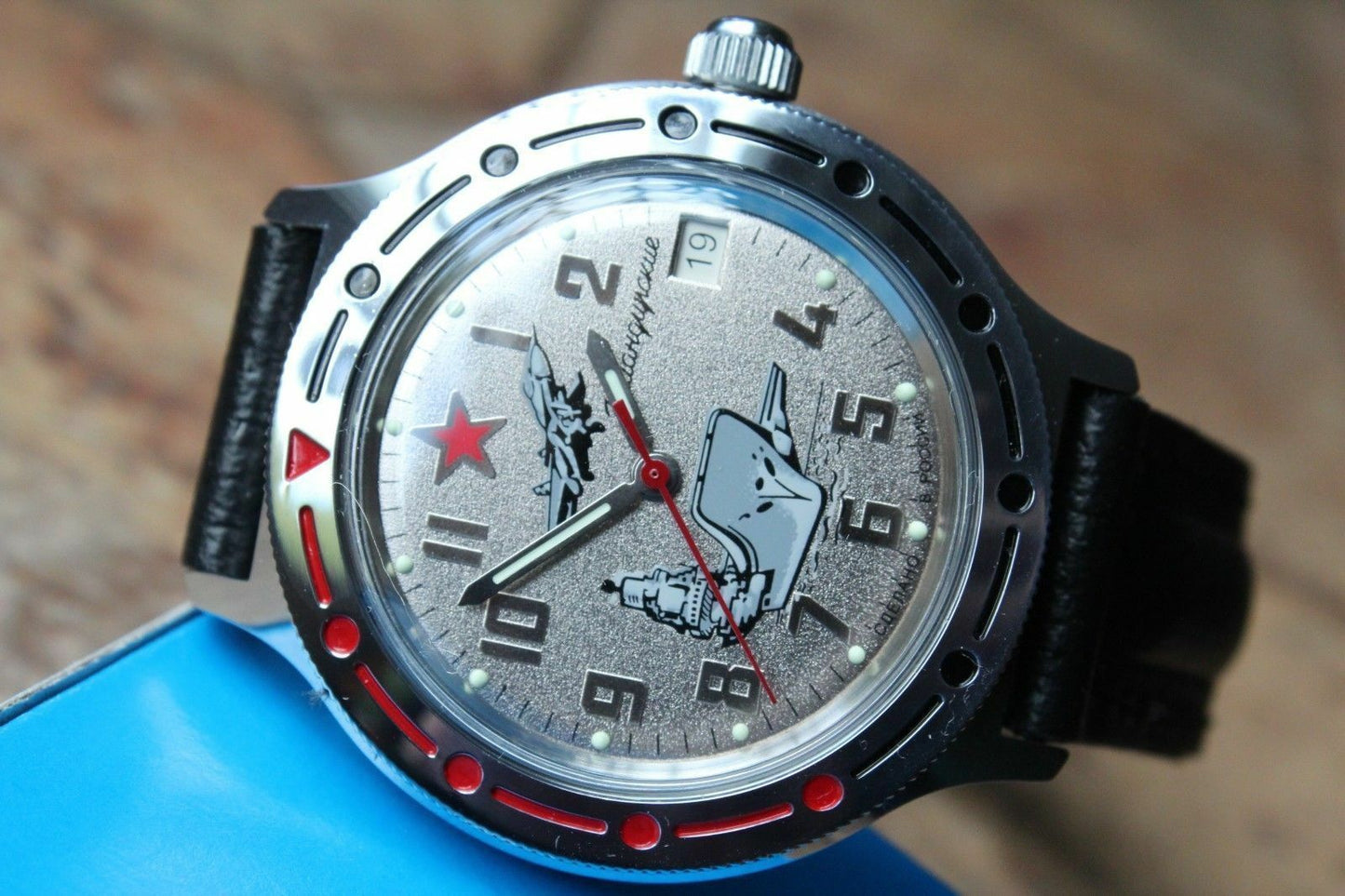 Vostok Komandirsky Auto Russian Military Wrist Watch # 921402 NEW