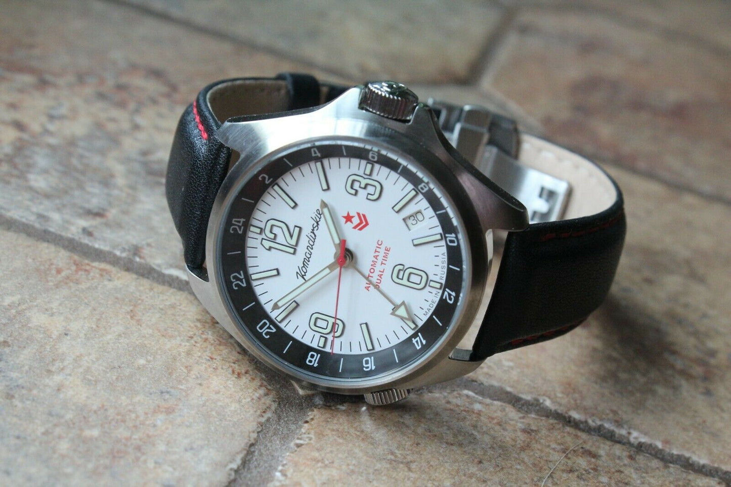 Vostok Komandirsky Russian men's K-34 Military wrist watch NEW 470767