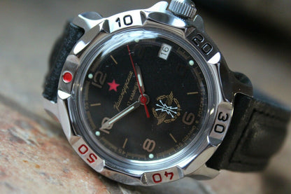 Vostok Komandirskie Mechanical Military Russian wrist watch Red Star 811296