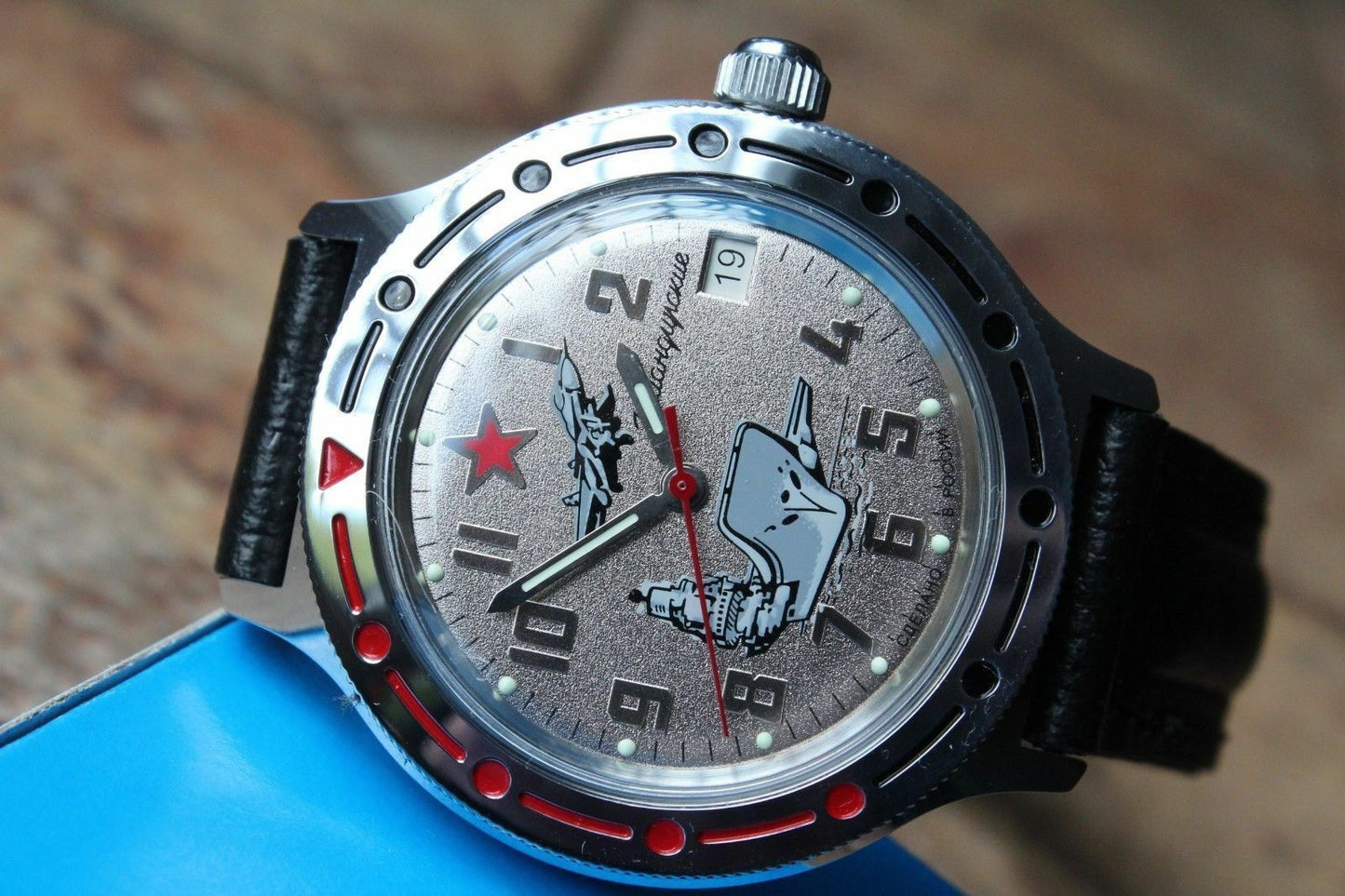 Vostok Komandirsky Auto Russian Military Wrist Watch # 921402 NEW