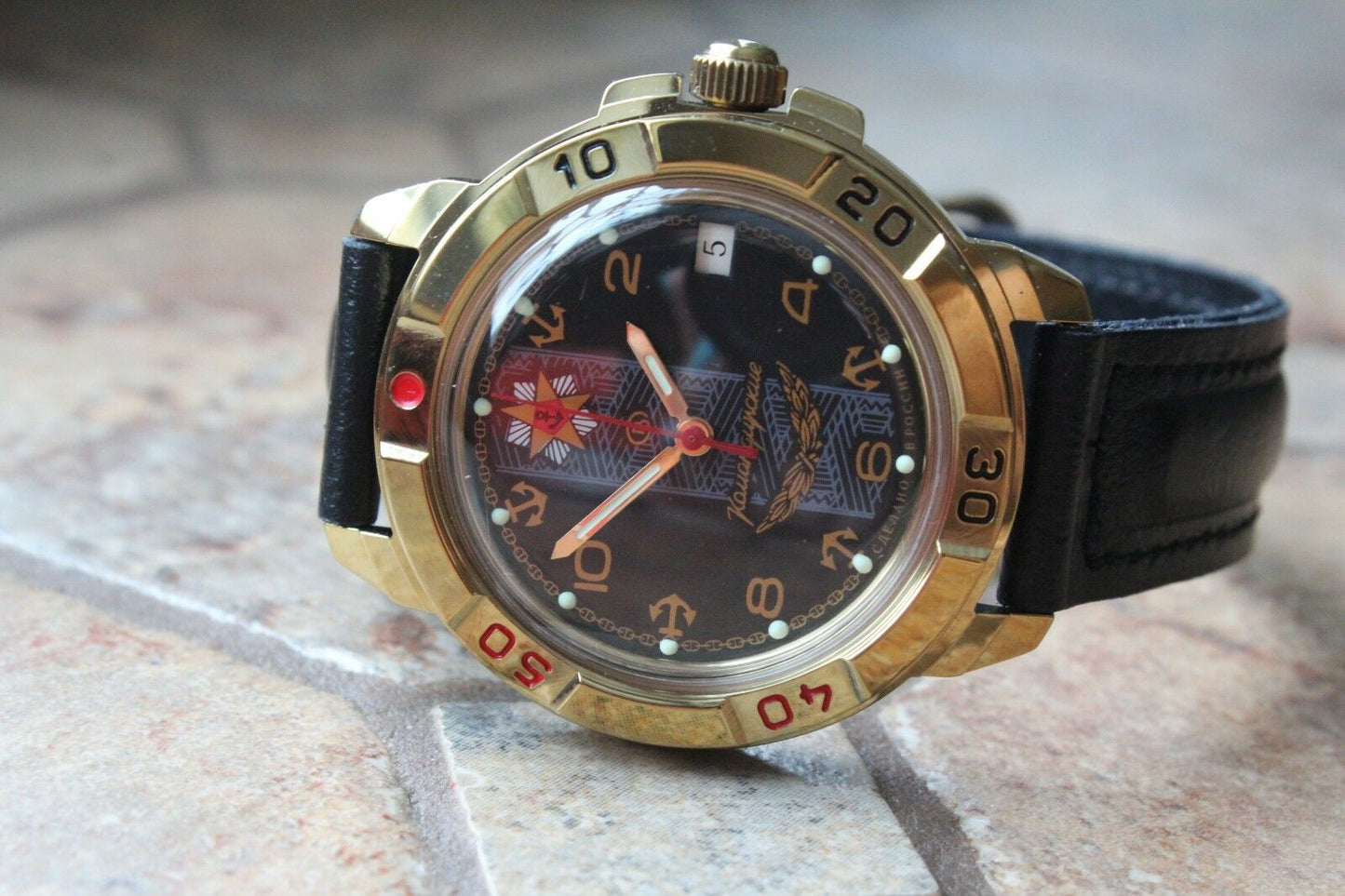 Vostok Komandirsky Military Wrist Watch # 439471 NEW