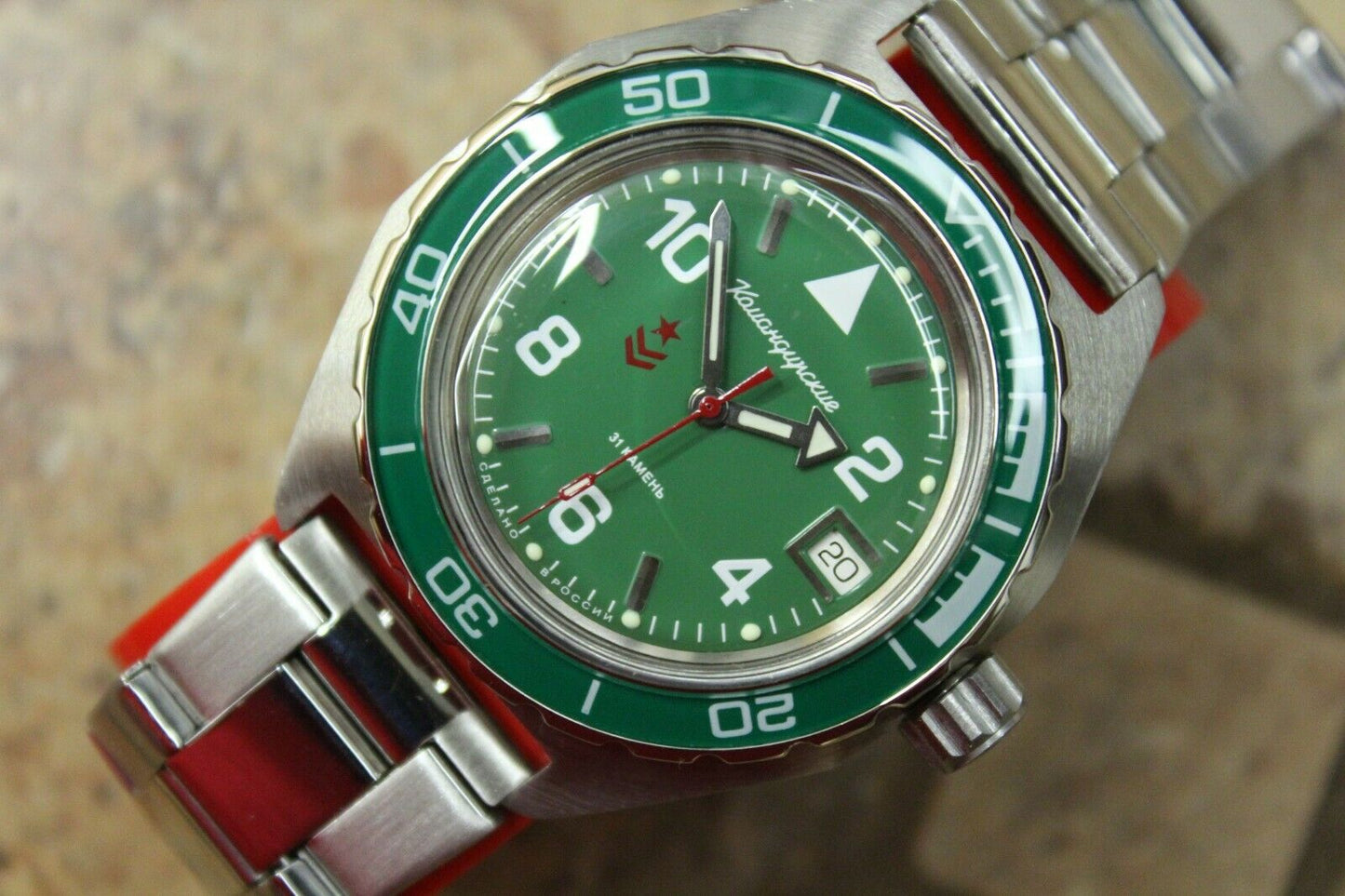 Vostok Komandirskie Military Mechanical Automatic Russian wrist watch 650858