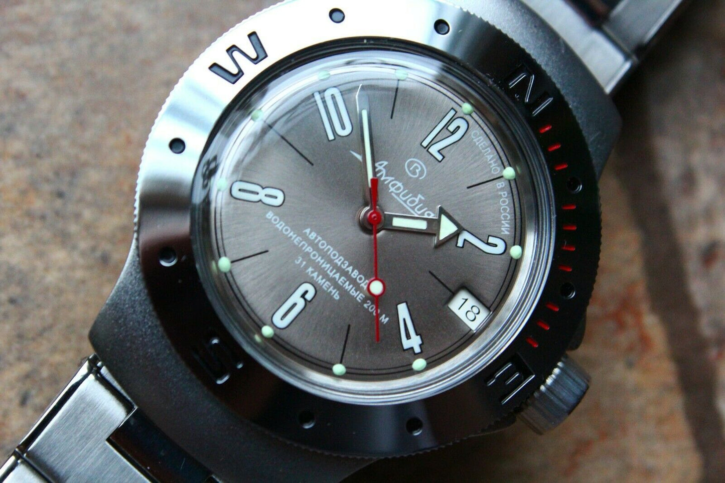 Vostok Amphibian Mechanical Auto Russian diver wrist watch 060284