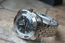 Load image into Gallery viewer, Russian Mechanical Automatic Wrist Watch VOSTOK AMPHIBIAN DIVER 710526
