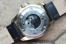 Load image into Gallery viewer, Vostok Komandirsky Russian Mechanical K-39 Military wristwatch 393780
