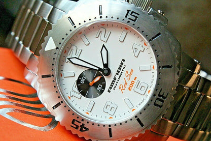 Vostok Amphibian Red Sea Russian Mechanical Automatic wrist watch 040684