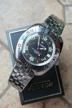 Load image into Gallery viewer, Russian Mechanical Automatic Wrist Watch VOSTOK AMPHIBIAN DIVER 710394
