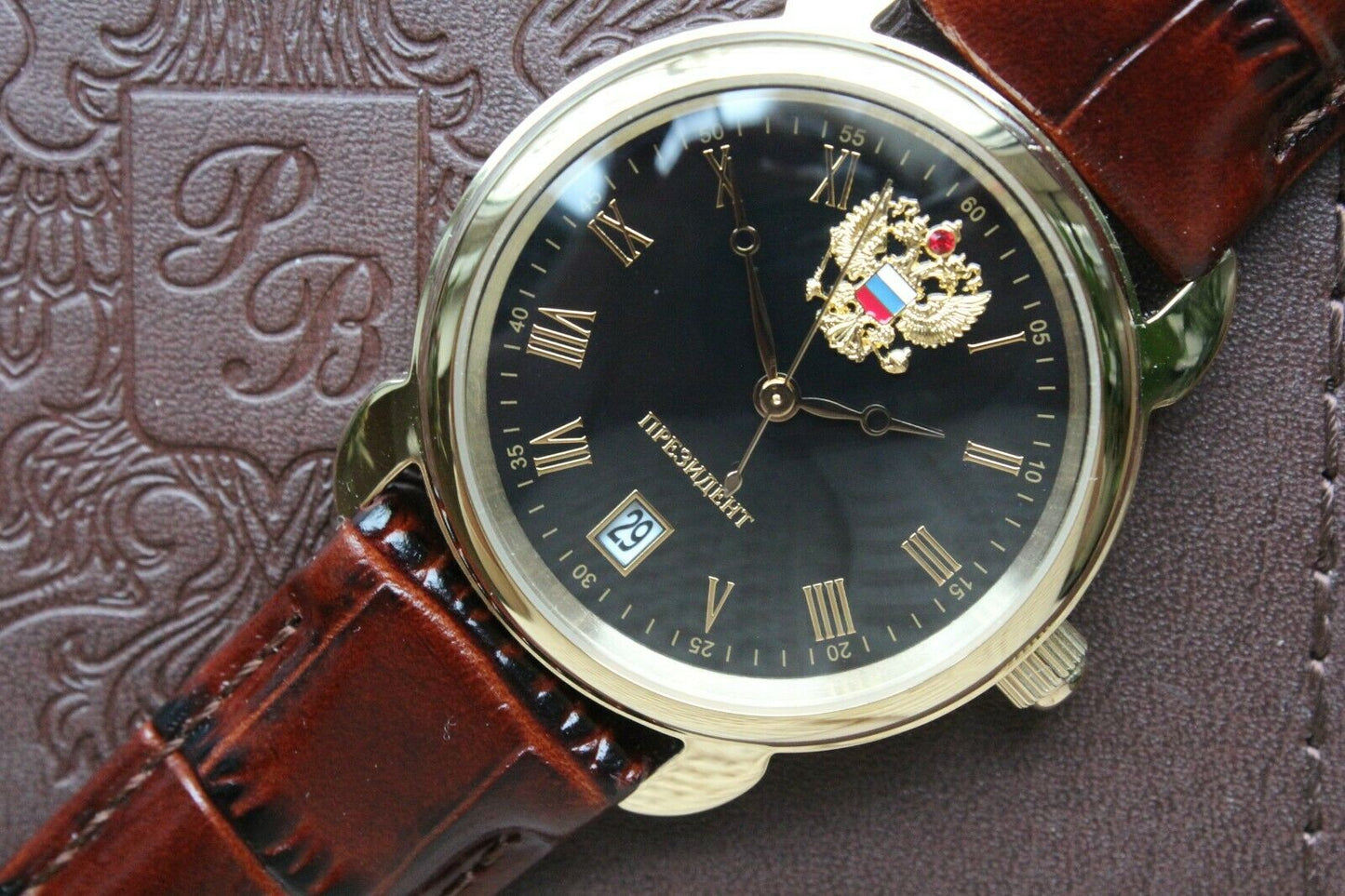 Russian President 4076681 Quartz Men's Wrist Watch Poljot