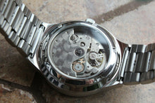 Load image into Gallery viewer, Slava Premier Mechanical Russian Military Wrist Watch 1375675
