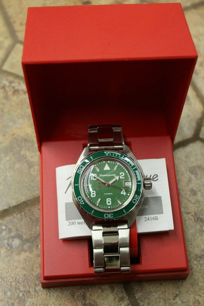Vostok Komandirskie Military Mechanical Automatic Russian wrist watch 650858