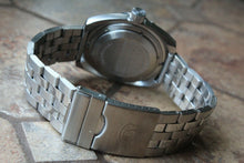 Load image into Gallery viewer, Russian Mechanical Automatic Wrist Watch VOSTOK AMPHIBIAN DIVER Custom 090841
