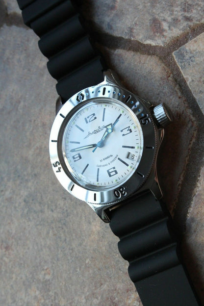 Russian Mechanical Automatic Wrist Watch VOSTOK AMPHIBIAN DIVER 120847