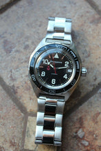 Load image into Gallery viewer, Vostok Komandirskie Automatic Russian wrist watch 650536
