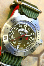 Load image into Gallery viewer, Russian Mechanical Automatic Wrist Watch VOSTOK Komandirsky K-35 350754
