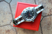 Load image into Gallery viewer, Vostok Komandirskie Automatic Russian wrist watch 650540
