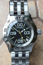 Load image into Gallery viewer, Russian Mechanical Automatic Wrist Watch VOSTOK AMPHIBIAN DIVER 100842
