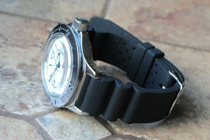Russian Mechanical Automatic Wrist Watch VOSTOK AMPHIBIAN DIVER 120847