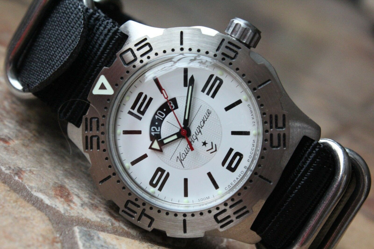 Russian Mechanical Automatic Wrist Watch VOSTOK Komandirsky K-35 350618