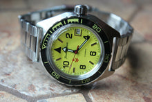 Load image into Gallery viewer, Vostok Komandirskie Military Mechanical Automatic Russian wrist watch 650855
