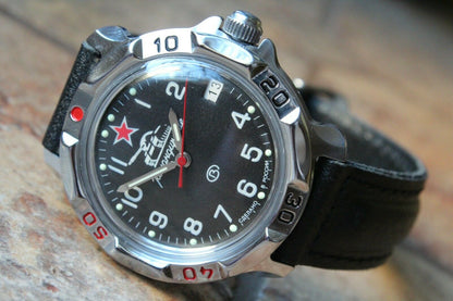 Vostok Komandirskie Mechanical Military Russian wrist watch Tank 811306