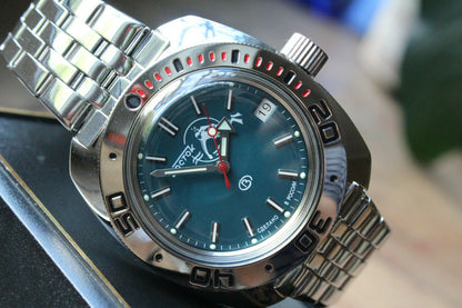 Russian Mechanical Automatic Wrist Watch Vostok Amphibian Diver Scuba 710059