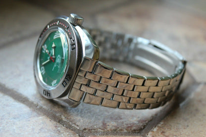 Russian Mechanical Automatic Wrist Watch VOSTOK AMPHIBIAN DIVER 710405