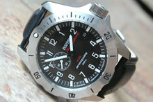 Load image into Gallery viewer, Vostok Komandirsky Russian Mechanical K-39 Military wristwatch 390774
