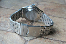 Load image into Gallery viewer, Russian Mechanical Automatic Wrist Watch VOSTOK AMPHIBIAN DIVER 100843
