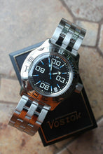 Load image into Gallery viewer, Russian Mechanical Automatic Wrist Watch VOSTOK AMPHIBIAN DIVER 100844
