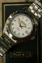 Load image into Gallery viewer, Russian Mechanical Automatic Wrist Watch Vostok Partner 301733

