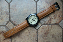 Load image into Gallery viewer, Vostok Komandirsky Russian Mechanical K-39 Military wristwatch 396779
